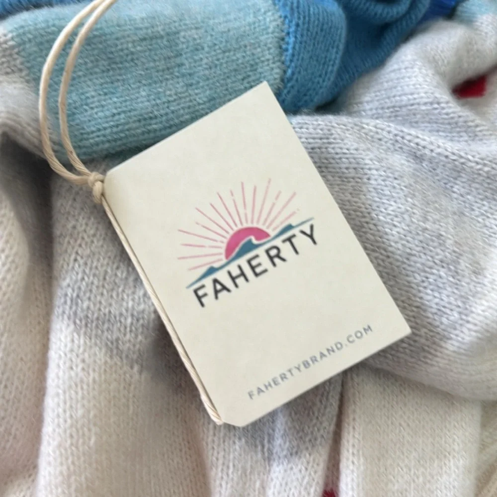 FAHERTY Mountain Coaster Crew SKI SWEATER SIZE MEDIUM‎ NWT $228 - Picture 3 of 7